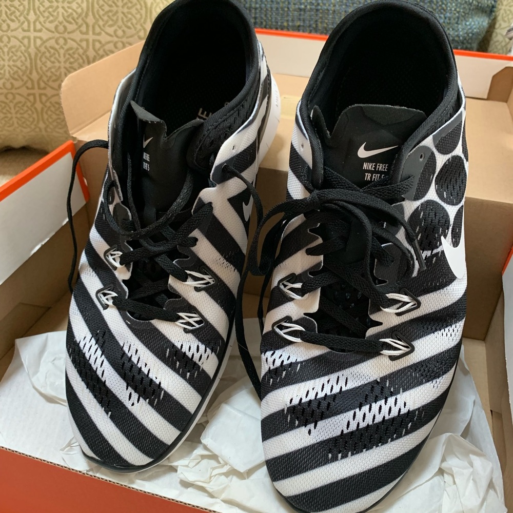 Nike Free 5.0. EUC. 11M